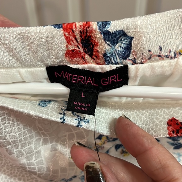 NWT material girl skirt, size large - Picture 3 of 6